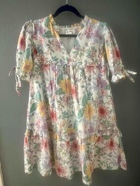 ❤️NEW❤️Women’s &merci White Summer Floral Dress - Size Large